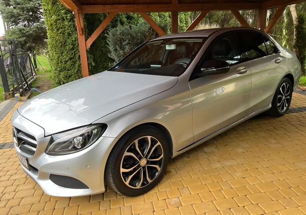 Mercedes-Benz Klasa C cena 72900 przebieg: 153000, rok produkcji 2016 z Sanok małe 37